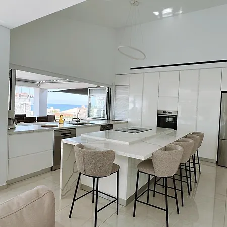 Luxurious Sea View * Klorakas