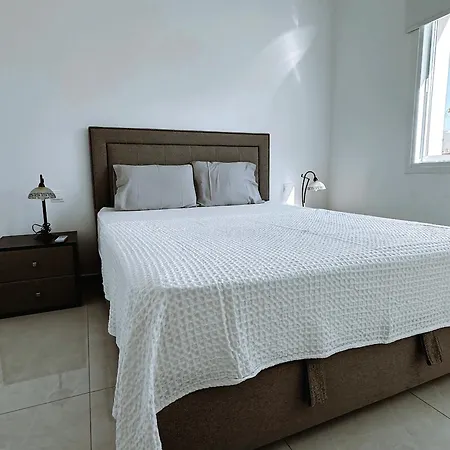 Luxurious Sea View Klorakas